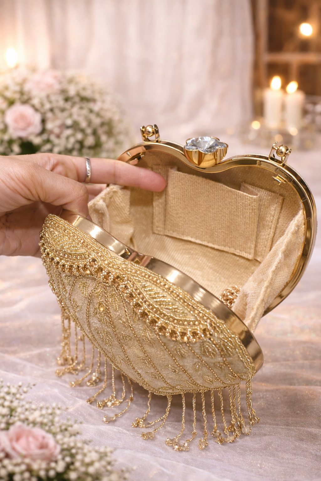 Seraphine Heart Clutch