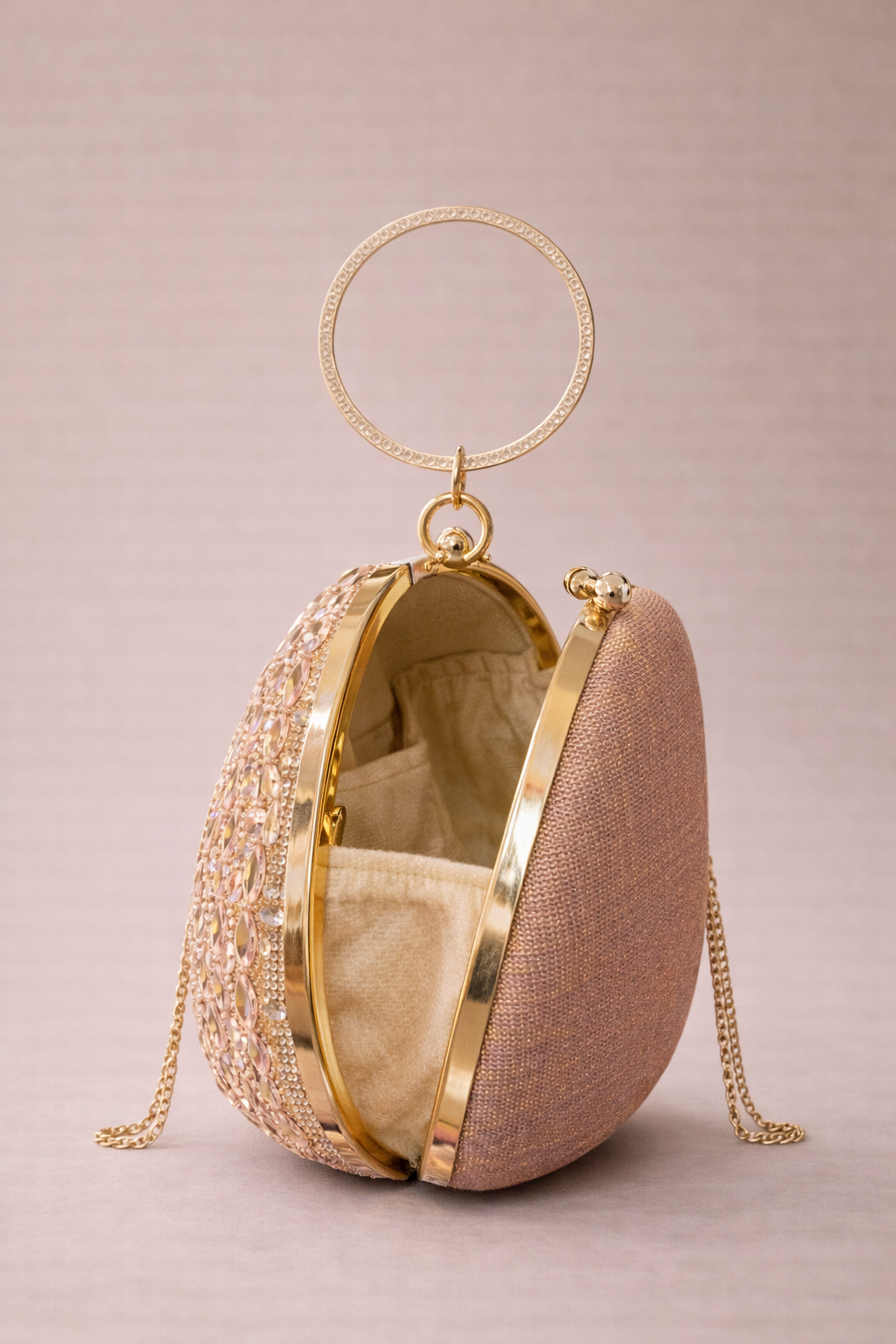 Aurora Crystal Ring Clutch