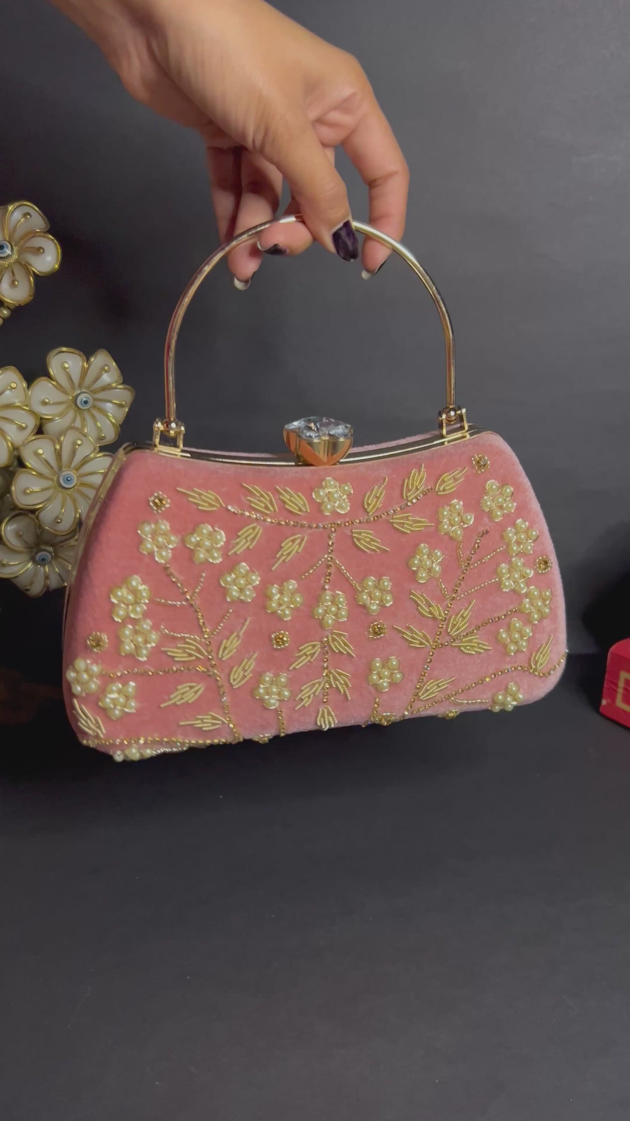 Gulposh Velvet Clutch